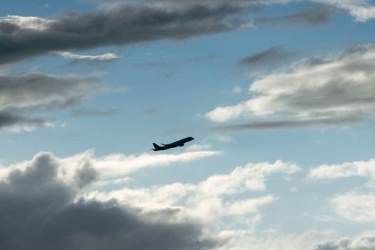 Viajar para conectar conmigo: el silencio que me devuelve claridad